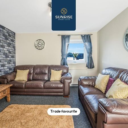 The Law, Has 4 Rooms With Tvs, 2 Bathrooms, Central, Free Parking, Fully Equipped, Contractor And Trades Favourite, 5 Mins To Centre - Long Stays, Invoice And Reduced Price Are Only Via Sunrise Short Lets Dundee Buitenkant foto