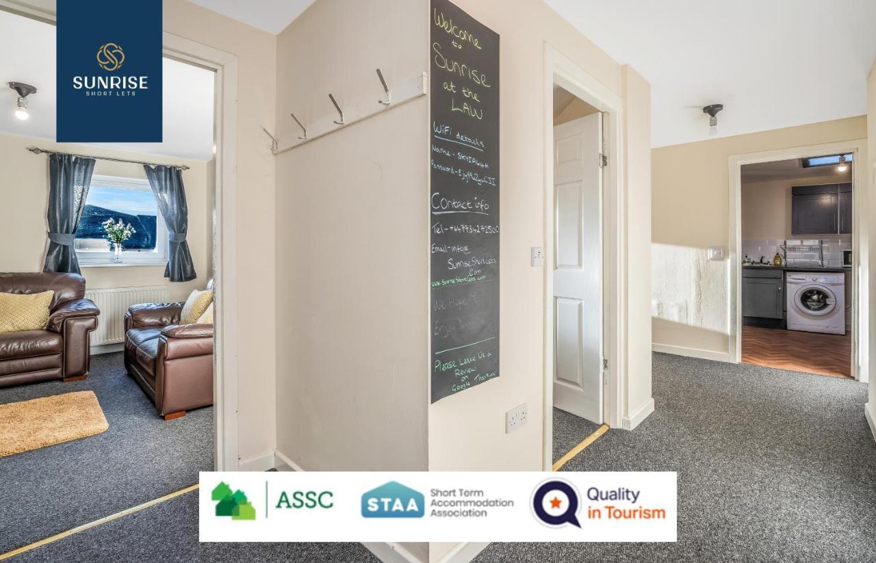 The Law, Has 4 Rooms With Tvs, 2 Bathrooms, Central, Free Parking, Fully Equipped, Contractor And Trades Favourite, 5 Mins To Centre - Long Stays, Invoice And Reduced Price Are Only Via Sunrise Short Lets Dundee Buitenkant foto